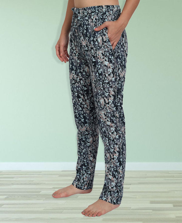 HiFlyers Women Comfort Fit Grey Printed Cotton Pyjama