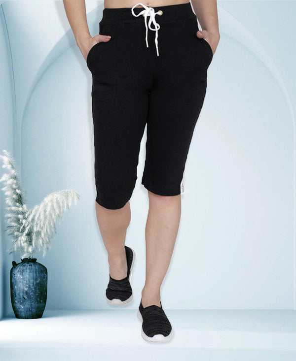 T.T. Women Solid Cotton Capri Black