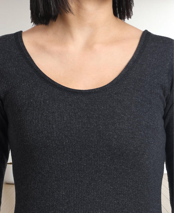 T.T. Women Regular Fit Cotton Rich With Elastomeric Finish 3/4Th Slip -Trouser Thermal Set -Black