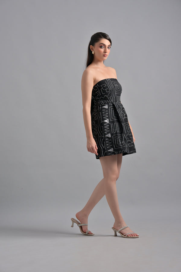 Garden Party Black Ambroidery Short Dress