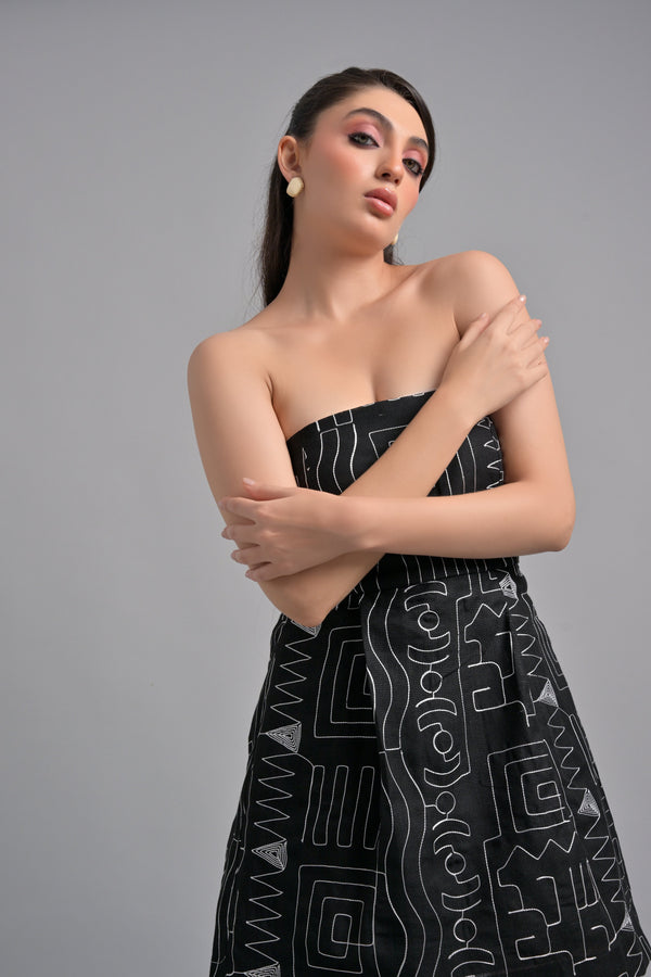 Garden Party Black Ambroidery Short Dress