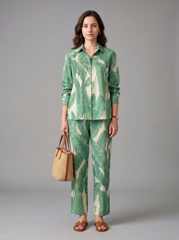 Tropical green leaf cord