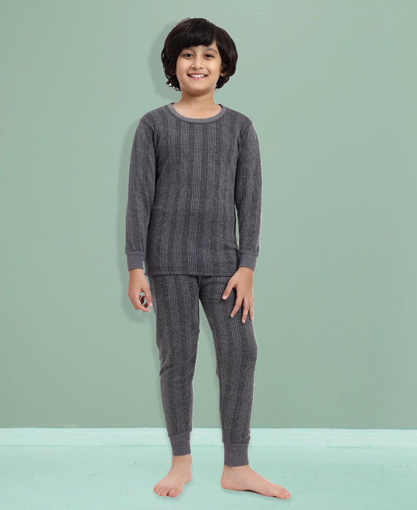 T.T. Elite Kids Light Weight Thermal Set With Polyfill Sandwich Technology - Anthra Melange