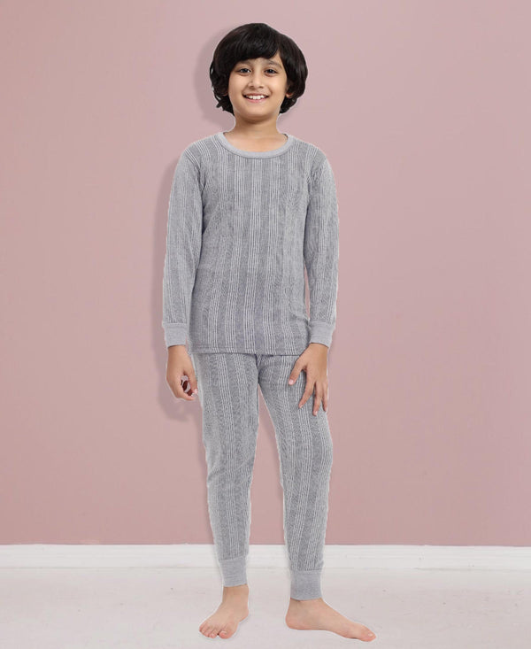 T.T. Elite Kids Light Weight Thermal Set With Polyfill Sandwich Technology - Grey Melange
