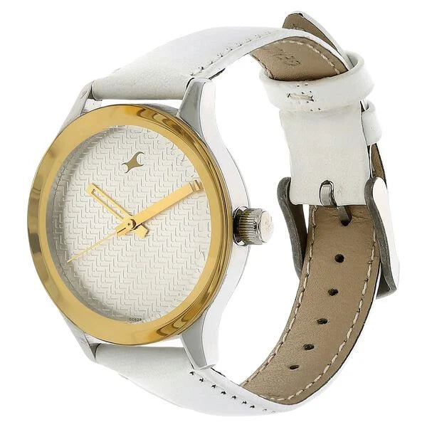 Quartz Analog Silver Dial Leather Strap Watch for Girls np6078sl02