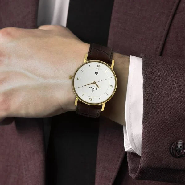Workwear Men’s Contemporary Watch Quartz, Water Resistant, Leather Strap