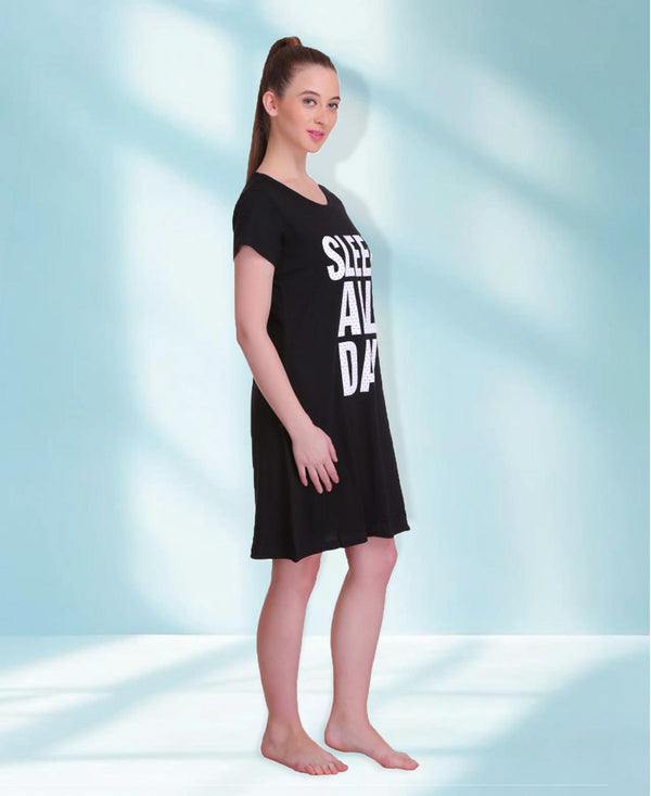 T.T. Women Half Sleeves 3/4 Gown - Black