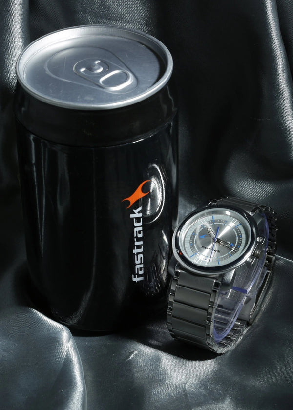 Quartz Analog Silver Dial Silver Stainless Steel Strap Watch for Men