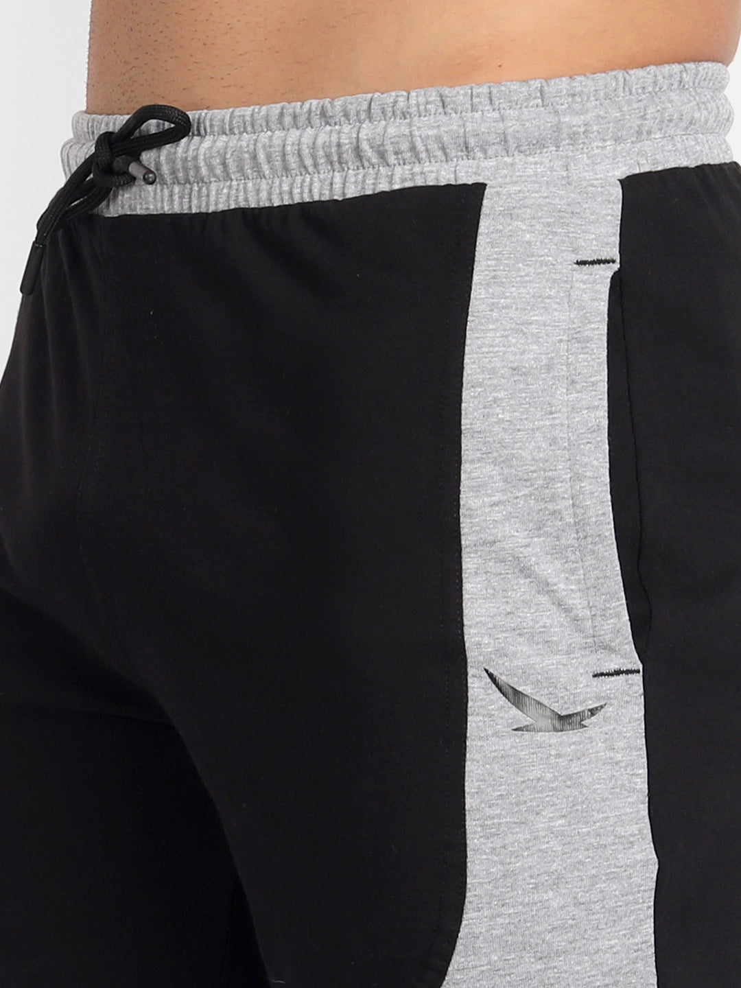 HiFlyers Men Black-Grey Knitted Sports Shorts